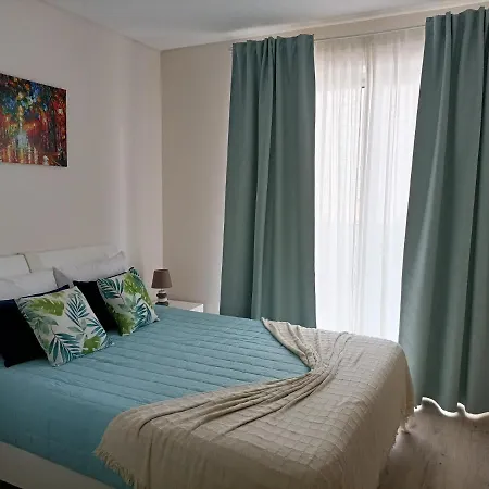 Elite 4d Apartment *